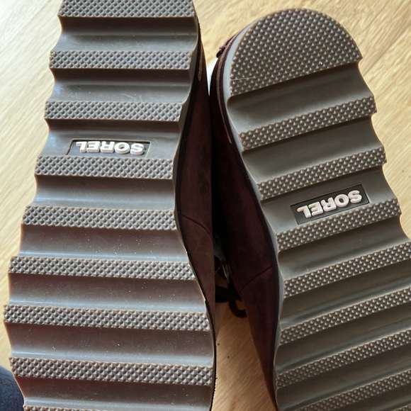 NWOT Sorel Sneakchic Shearling Alpine Boots - Sz 6.5. - Picture 8 of 13